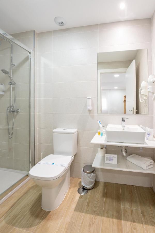 Hostal Romerito Малага Экстерьер фото